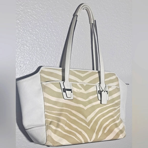 Coach Zebra Purse White and Tan - Picture 10 of 16